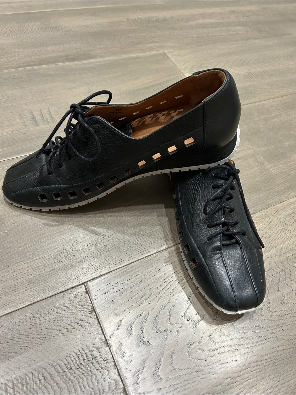L'Amour Des Pieds "Thieny" Cutout Leather Sneakers